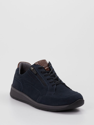 Schnürschuh