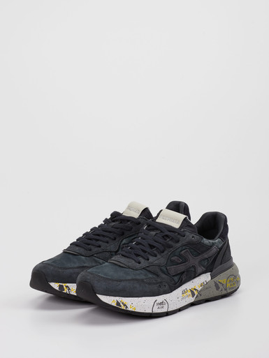 Sneaker
