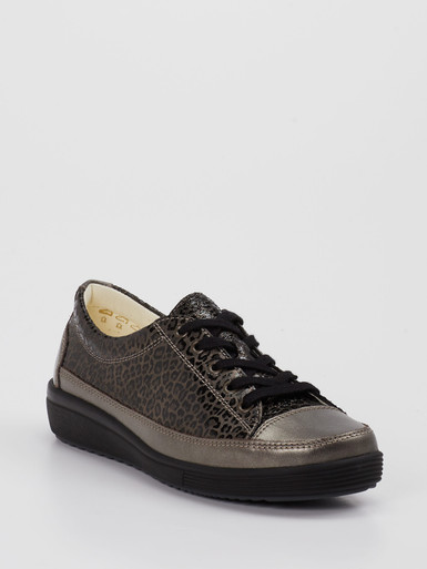 Schnürschuh