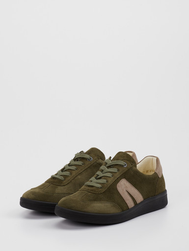 Sneaker
