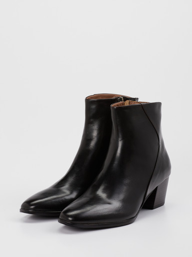 Stiefelette