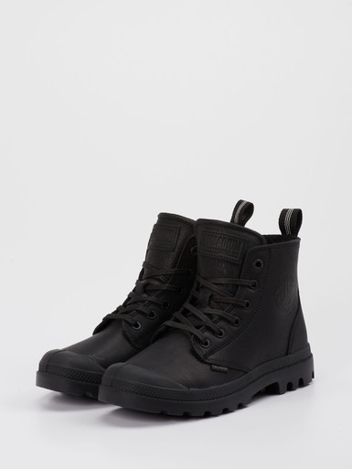 Sneaker high