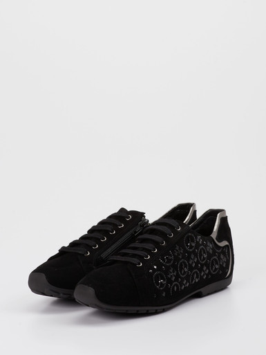 Sneaker