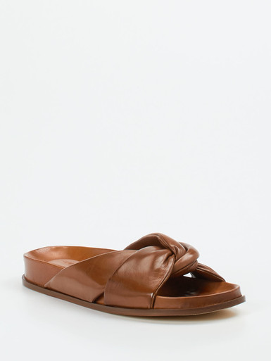 Konstantin Starke – Pantolette aus Lammleder in Braun