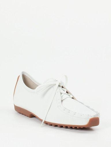 Schnürschuh