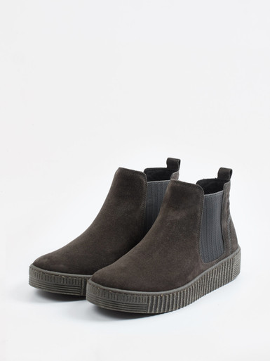 Chelsea Boots