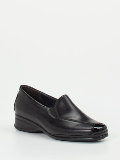 Slipper Ria