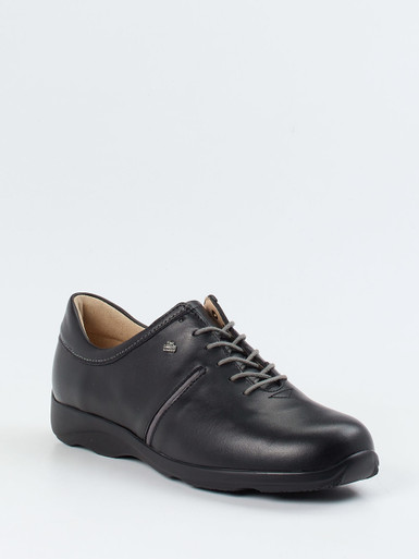 Finn Comfort – Schnürschuh aus Kalbleder schwarz