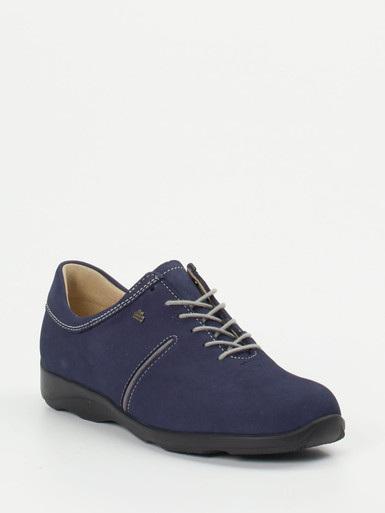 Schnürschuh