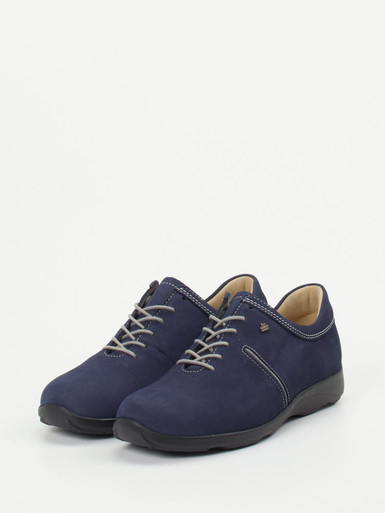 Schnürschuh