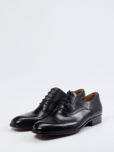 Schnürschuh