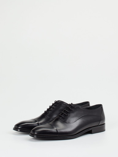 Schnürschuh