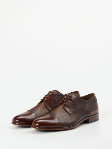 Schnürschuh