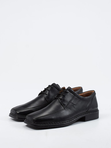 Schnürschuh