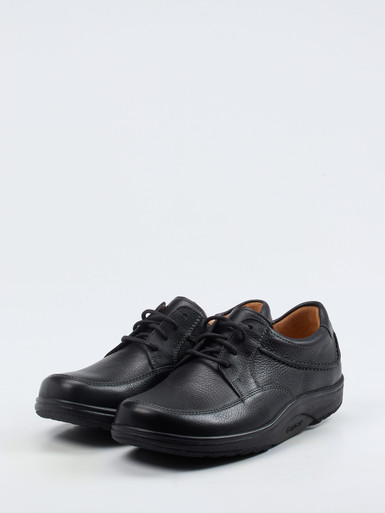 Schnürschuh