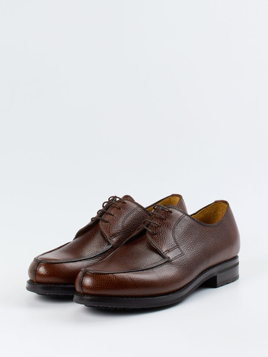 Schnürschuh