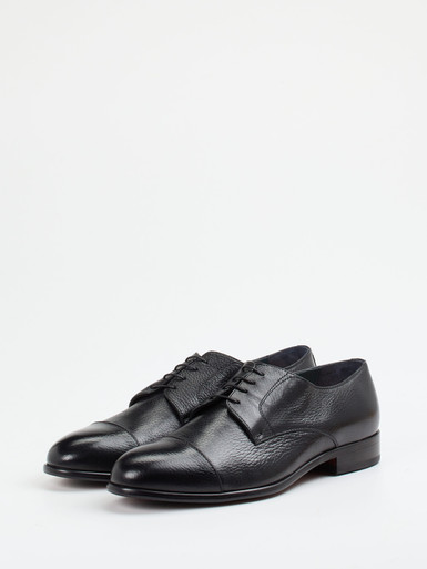 Schnürschuh
