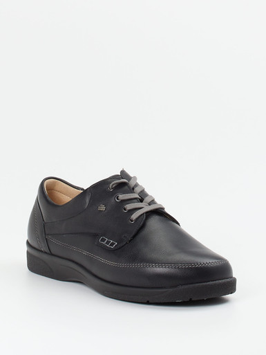 Schnürschuh