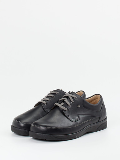 Schnürschuh