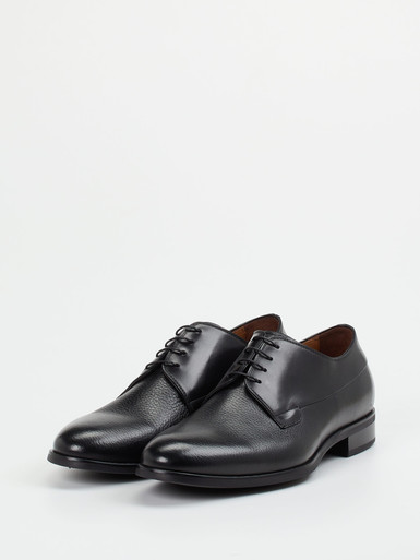 Schnürschuh
