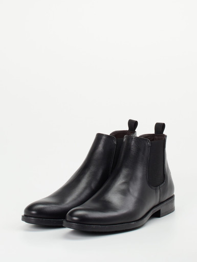 Chelsea Boots
