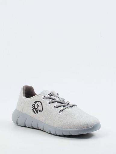 Schnürschuh