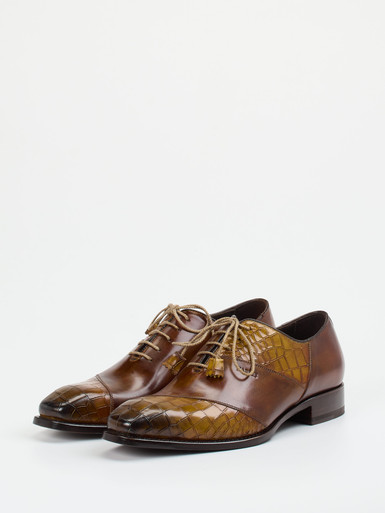 Schnürschuh