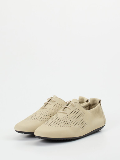 Schnürschuh