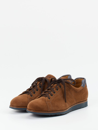 Schnürschuh