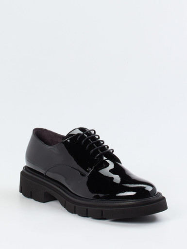 Schnürschuh