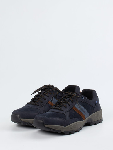 Schnürschuh