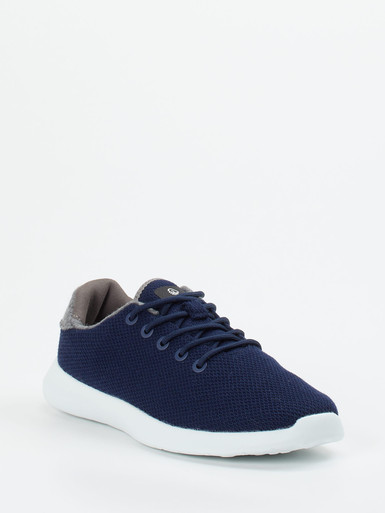 Schnürschuh