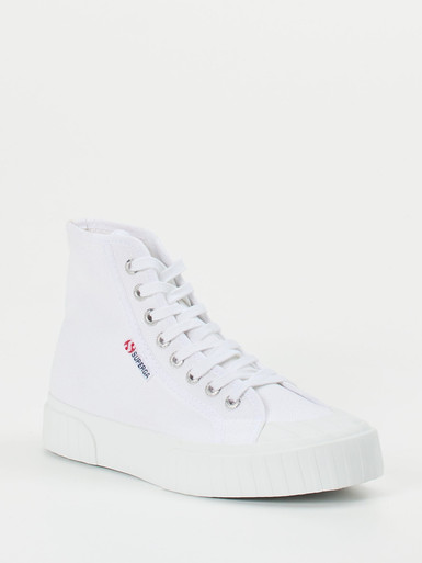 Sneaker high