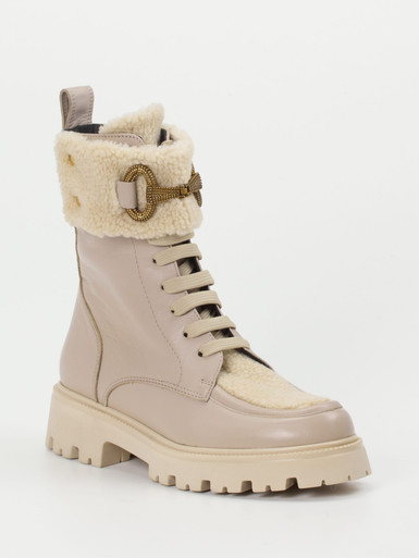 Schnürstiefelette