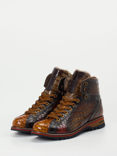 Sneaker high