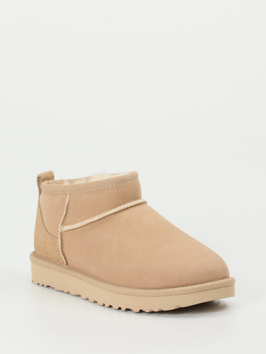 UGG – Lammfell-Boots aus Veloursleder beige