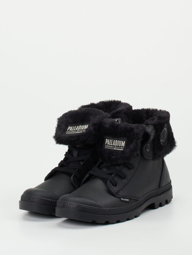 Sneaker high