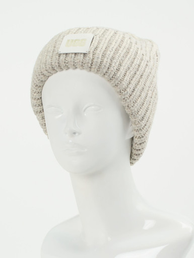 UGG – Strickmütze aus Textil in Hellbeige