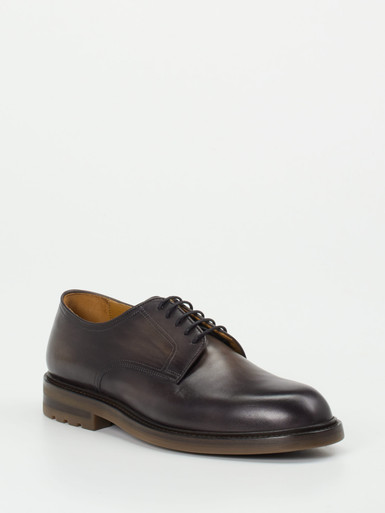 Schnürschuh