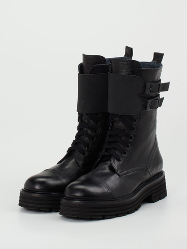 Schnürstiefelette