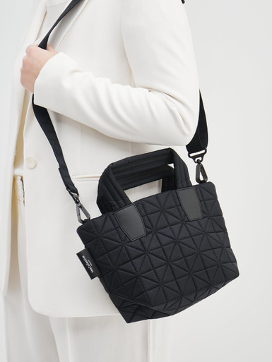 VeeCollective Berlin – Handtasche aus Nylon in Schwarz