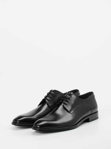 Schnürschuh