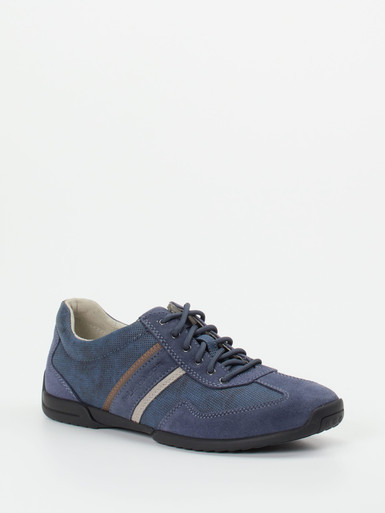 Schnürschuh