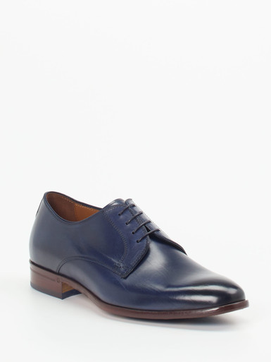 Schnürschuh