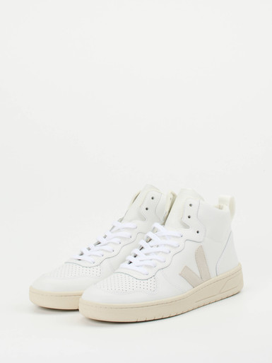 Sneaker high