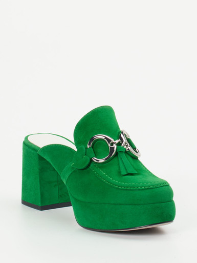 Clogs