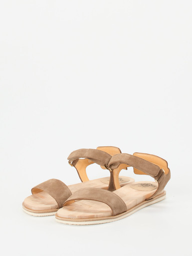 Sandale