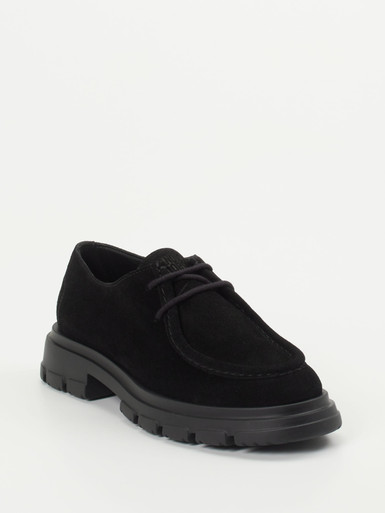 Schnürschuh