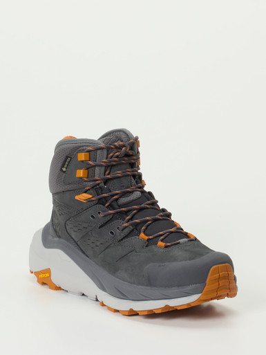 Sneaker high