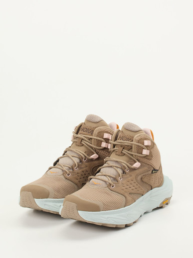 Sneaker high